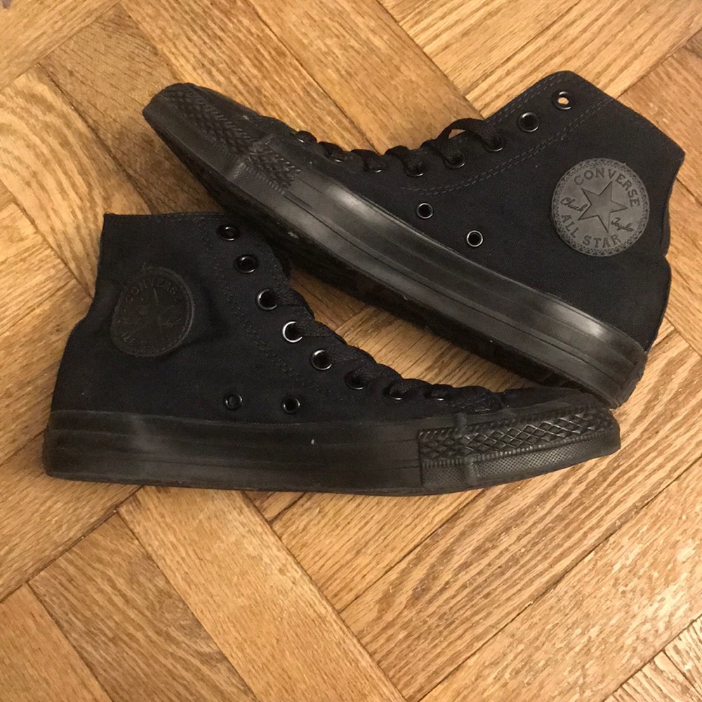CONVERSE - All Black Monochrome High Top Shoes